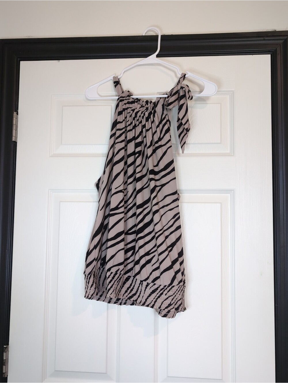 XXL tan y2k zebra print going out top